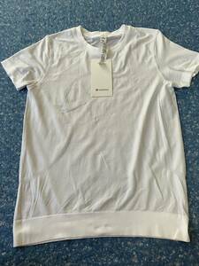 * новый товар не использовался товар * Lulu лимон (lululemon)* размер 6 * белый *Swiftly Relaxed short-Sleeve Shirt