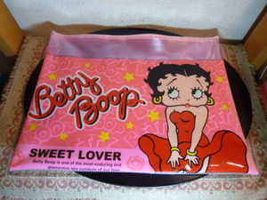 Betty Boop　A４サイズポーチ　美品・展示品