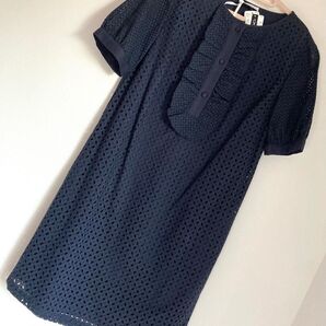 未使用タグ付 MAX&Co 胸フリルレース膝丈ワンピ 47,300円ネイビー36S 学校行事 上品ワンピ