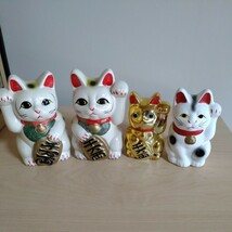 《送料込み》招き猫　貯金箱　４個まとめて　縁起物　陶器　置物　コレクション_画像1