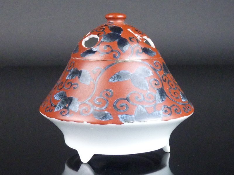 扇屋】十二代酒井田柿右衛門「窯変桐画茸形香炉」共箱高さ約8.5cm 幅約
