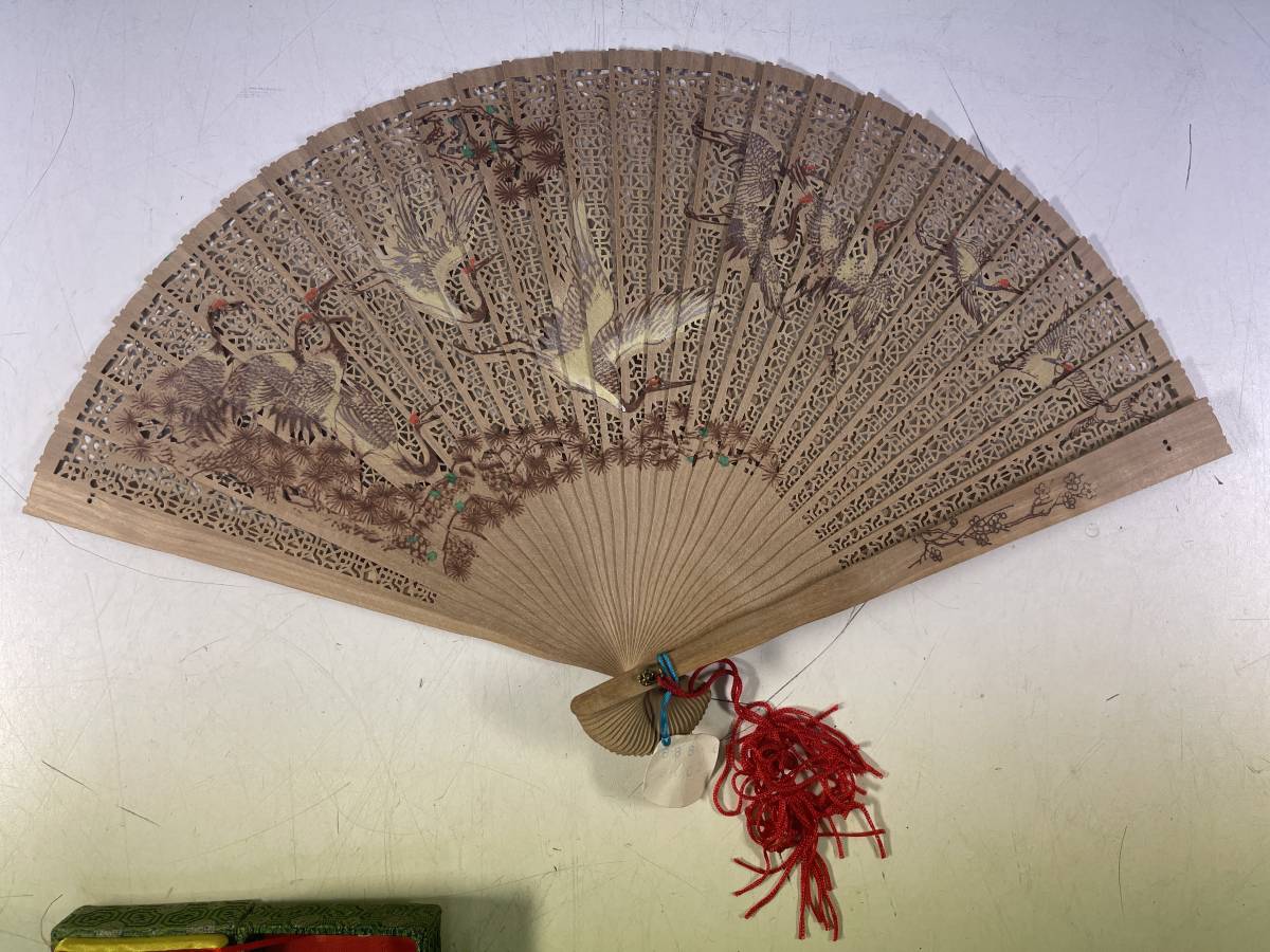 2023年最新】ヤフオク! -中国 扇子 白檀の中古品・新品・未使用品一覧