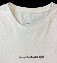 OAMC オーエーエムシー 半袖Tシャツ Down the Rabbit-Hole プリント 白 ホワイト メンズ L 送料250円_画像3