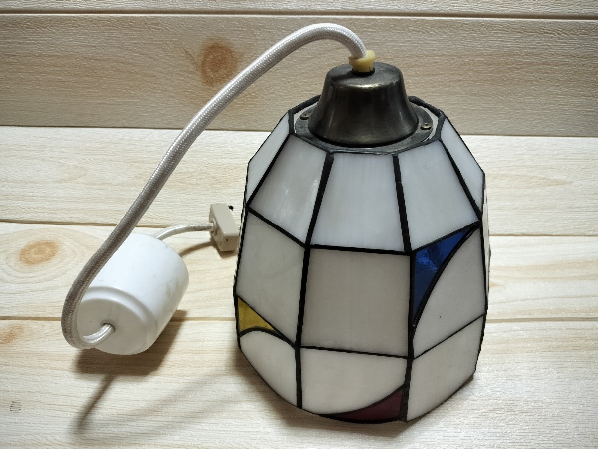 Rare! Ancien! Lampe vitrail Matériel d'éclairage Lampe de table Plafonnier Parapluie électrique ! Showa rétro! Vitrail! Marchandises diverses ! Élégant! Télé, artisanat, artisanat, artisanat en verre, Vitrail