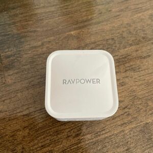 RAVPOWER 61W USB-C 急速充電器