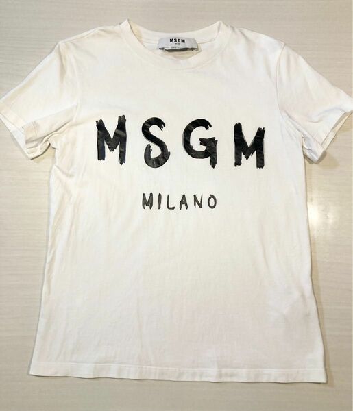 美品！MSGM★レディース　Tシャツ　ホワイト　白　ロゴ　Sサイズ