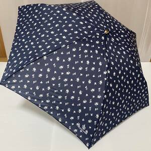 う230860　Aquascutum　アクアスキュータム　折りたたみ傘　雨傘