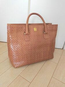 FENDI フェンディ レザー 編み込みトートバッグ