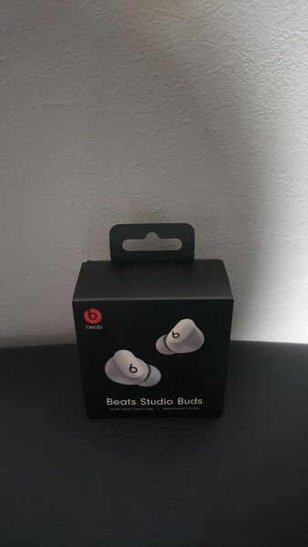 ワイヤレスノイズキャンセリングイヤフォン Beats Studio Buds MJ4Y3PA/A ホワイト