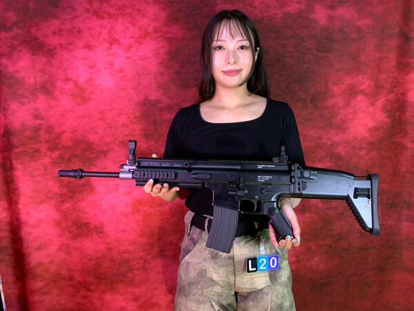 [送料無料] ＃L20 東京マルイ SCAR-L ブラック 次世代電動ガン　充電器＆バッテリーSET