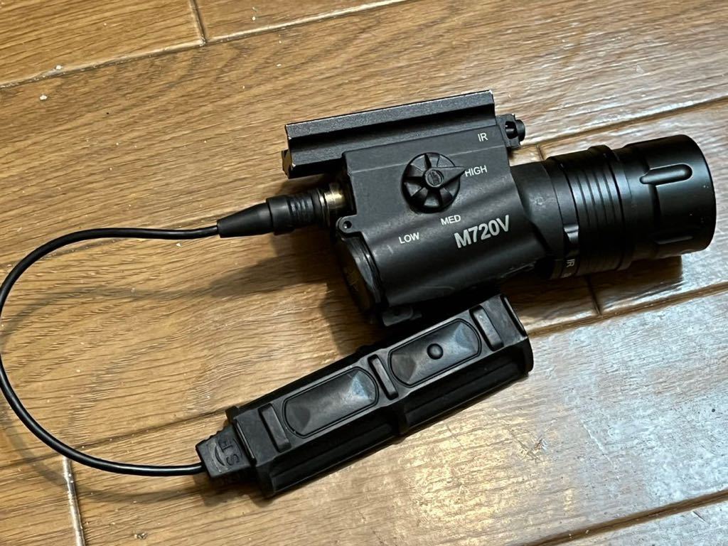 Yahoo!オークション -「surefire m720v」(ホビー、カルチャー) の落札