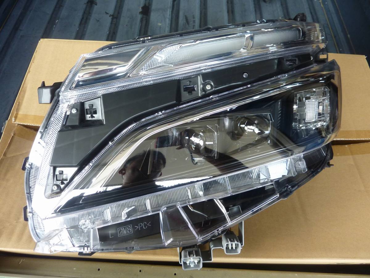 2023年最新】ヤフオク! -voxy 80 ヘッドライトの中古品・新品・未使用