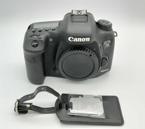 ★外観美品★Canon キヤノン EOS 7D Mark II + ネームストラップ #350#0491