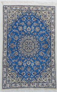 ペルシャ絨毯 カーペット ウール＆コットン 手織り高級 ペルシャ絨毯の本場 イラン ナイン産 玄関マットサイズ 117×80cm 本物保証