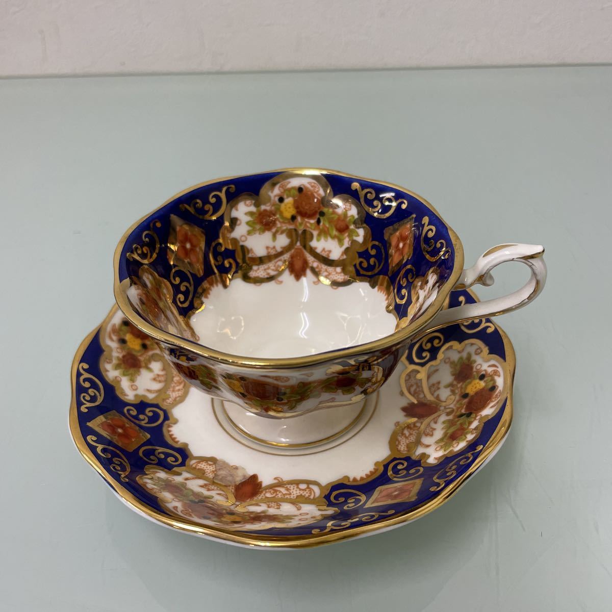 ROYAL ALBERT ロイヤルアルバート *アメリカンビューティー ボーン