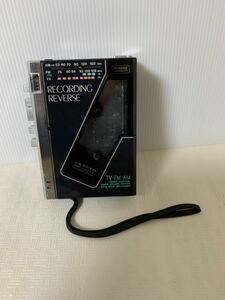 SANYO RADIO CASSETTE RECORDER MR-63サンヨー カセットレコーダー/レトロ/通電のみ/動作不良/部品取り用/小傷黴汚れ等/ジャンク扱い