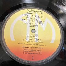 LP レコード●ジム ホール トリオ JIM HALL LIVE IN TOKYO BILLIE'S BOUNCE TWISTER SECRET LOVE /GP-3513 / ジャズ ●A2569-10_画像6