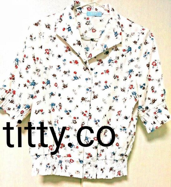 titty.co　ショート丈花柄シャツ