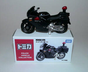 新品トミカギフトセット【POLICE BEHICEL COLLECTION】ホンダVFR 黒バイ 