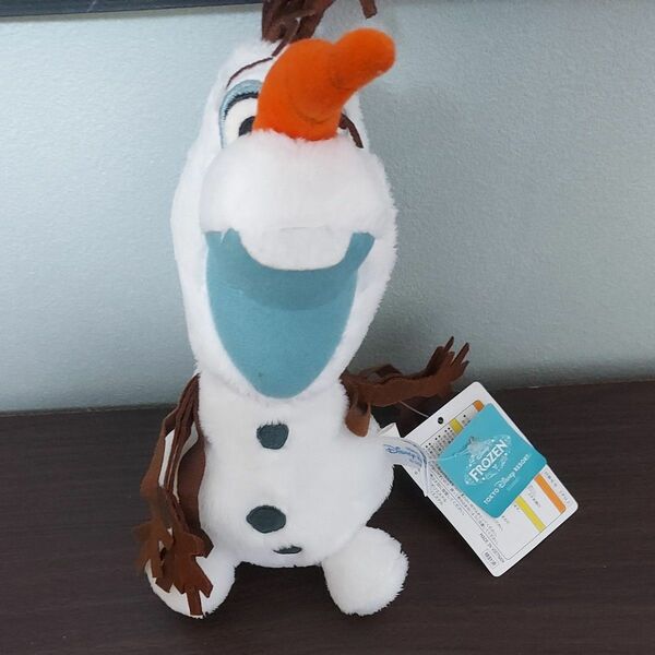 Tokyo Disney resort frozen Olaf doll