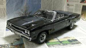 * out of print * world 1250 pcs *GMP*1/18*1970 Plymouth Road Runner Convertible black ≠EXOTO