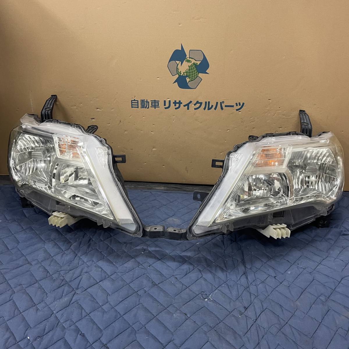 2023年最新】ヤフオク! -c26セレナヘッドライトの中古品・新品・未使用