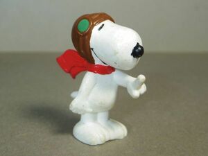 ピーナッツ スヌーピー PVCフィギュア フライングエース 赤 Snoopy Peanuts