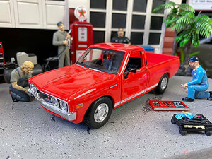 マイスト　1973年ダットサン・ピックアップトラック620　ダイキャストミニカー　1/24スケール（レッド） ■ アメリカン雑貨 アメリカ雑貨