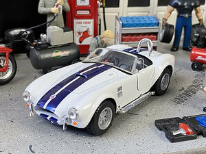 1965年シェルビー・コブラ　427S/C　ミニカー　1/32スケール（ホワイト） ■ アメリカン雑貨 アメリカ雑貨