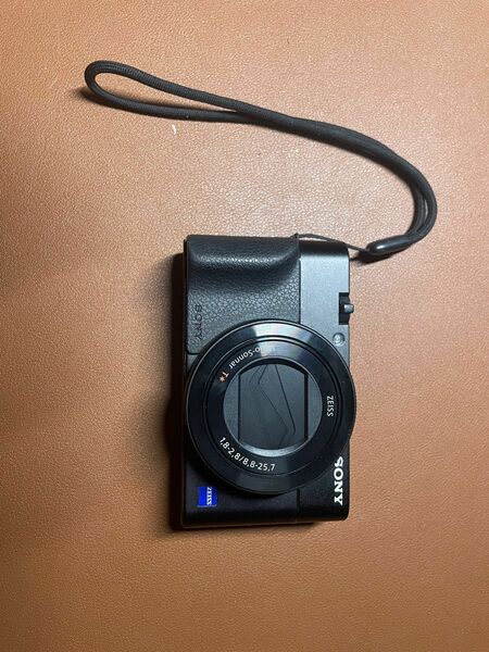 SONY RX100m5a 中古品　元箱付き