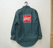 保管品 CocaCola TAIWA 長袖シャツ Lサイズ 深緑 Enjoy ワッペン 制服 ワークシャツ ユニフォーム コカコーラ 札幌市 _画像2