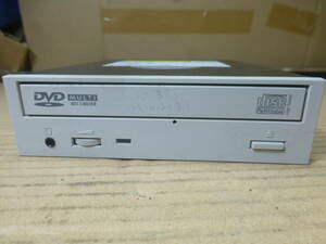 HITACHI DVD MULTI DRIVE GMA-4020B(管理番号き5)