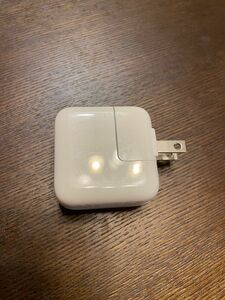 Apple USB電源アダプタ 純正品　10w