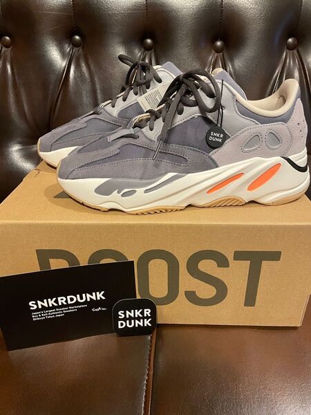 鑑定済 希少カラー adidas Yeezy boost 700 Magnet マグネット