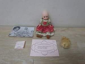 TK-SG8【C】ドール　Madame Alexander Doll To Market,To Market　箱なし　全長約20cm