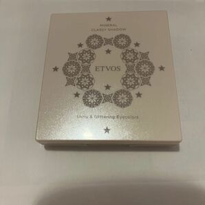 ETVOS ミネラルクラッシィシャドー2022 ビタークチュール
