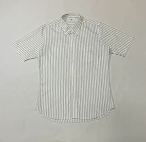 UNIQLO ユニクロ // 形態安定 半袖 ストライプ柄 衿スナップボタン シャツ・ワイシャツ (白) サイズ L
