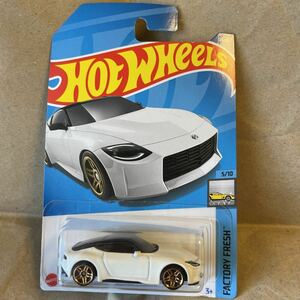 ホットウィール HOTWHEELS NISSAN Z PROTO 日産 ニッサン FAIRLADY Z フェアレディZ 白トミカサイズ