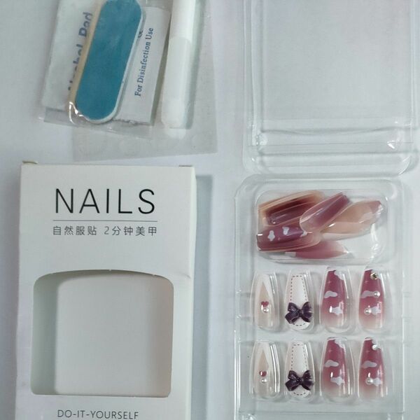 NAILS 24pcs ネイルチップ つけ爪 デコレーション グミシート付　パーブル、ホワイト系　K