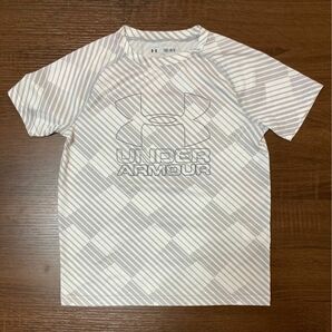 アンダーアーマー 半袖Tシャツジュニア135サイズ