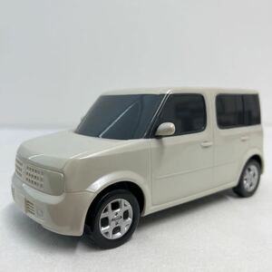 非売品 NISSAN CUBE 日産キューブ ホワイトパール カラーサンプル 完成品 ミニカー モデルカー Z11 BZ11 1/24