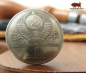 ◆コンチョ ネジ式　旧ソ連　ロシア　1ルーブル　記念硬貨　31mm 大きめ