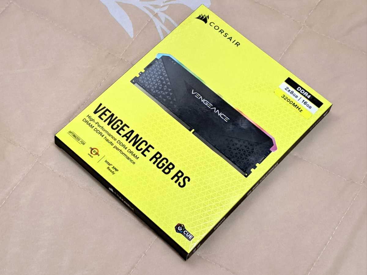 ☆Corsair VENGEANCE RGB RS DDR4 PC4-25600 8GB 2枚組合計:16GB