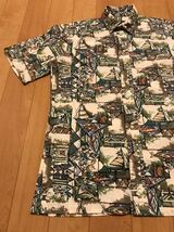 良品☆HAWAII製／90s Unknown・Island Traditions OF HAWAII? S大き目.日本M〜　半袖シャツ型アロハシャツ 裏使い生地 魚他総柄バティック_画像5