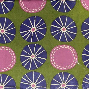 紫陽花 (アジサイ) 柄④ 和柄 若草色地 紺×紫 オックス 生地 布 ハギレ カットクロス 50cm