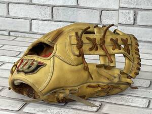 ＵＳＥＤ　ウイルソン　Wilson　ウイルソンスタッフ　一般硬式グラブ　右投げ　内野手用　HWN59D 13J　刺繍あり　野球　BASEBALL