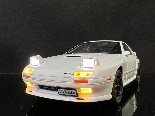 マツダ RX-7 FC mazda 1/24 ミニカー H142 ホワイト