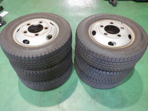 205/70R16 111/109L スタッドレスタイヤ　鉄ホイール6本セット　DUNLOP　2023年製　バリ山　エルフ、アトラス　16×5.5Ｊ　116.5　23081901