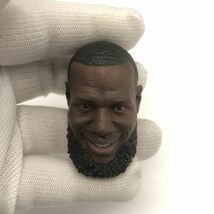 1/6　男性フィギュア用ヘッド　LeBron James　NBA選手レブロン・ジェームズ似 1/6スケール男性ヘッド_画像5