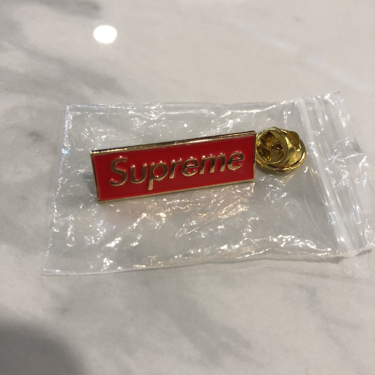 激レア】supreme ジョーダン ピンバッチ-